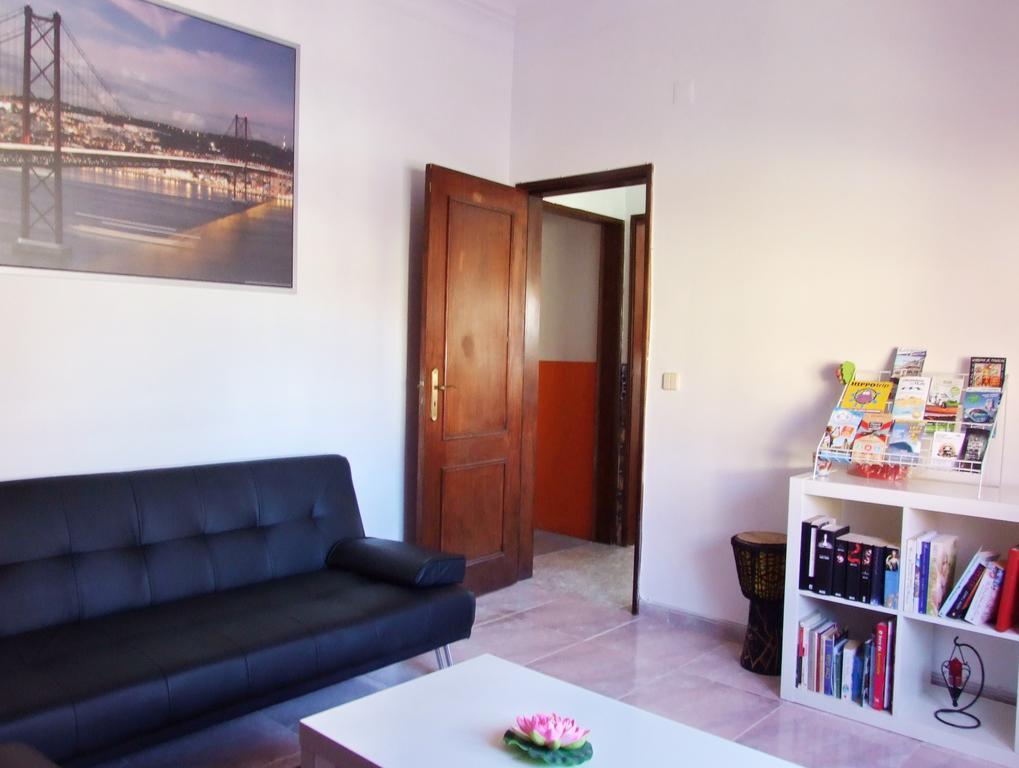 Lisbon Cosy Hostel Экстерьер фото